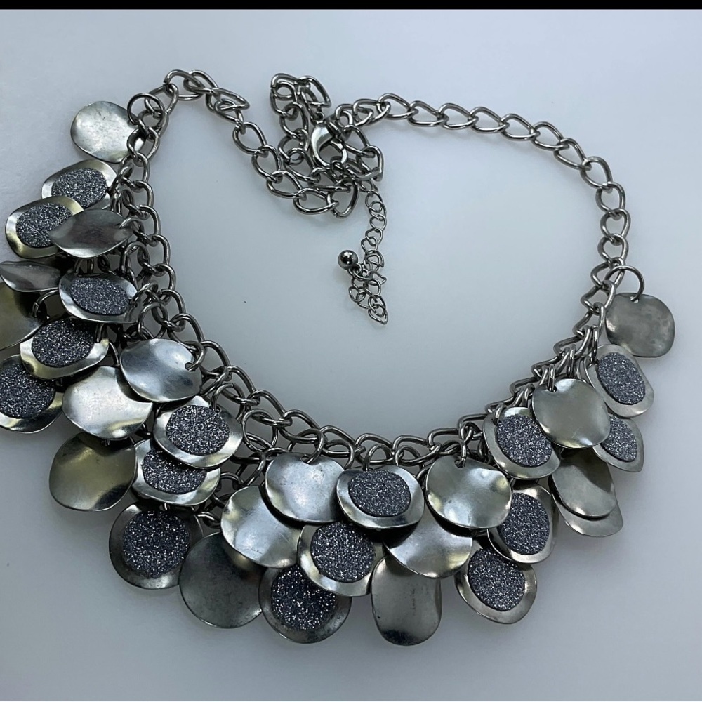 Vintage 17”-20” Necklace Silver Toned Chain With Plain And Sparkly Disks